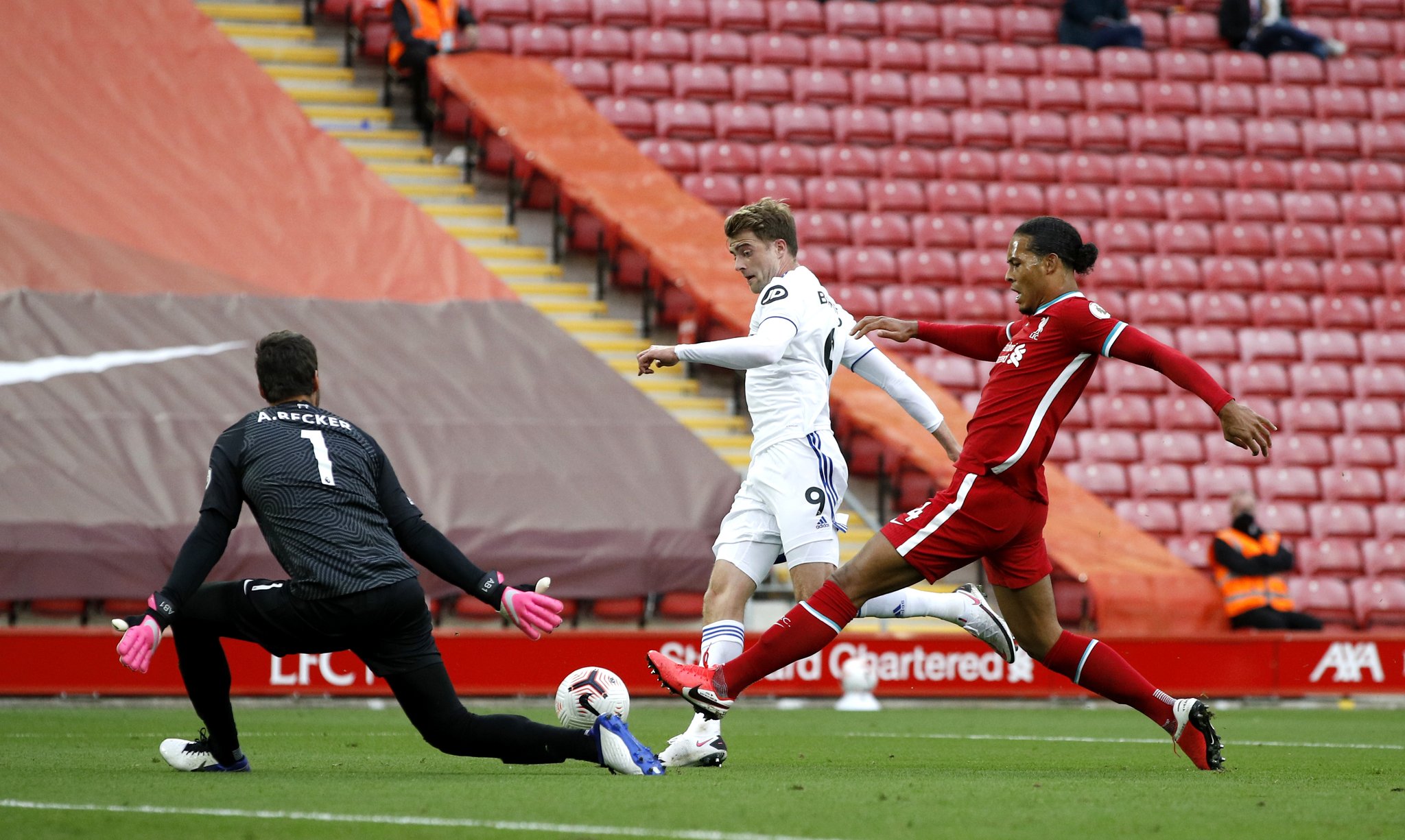 他效力斯圖 他效力斯圖